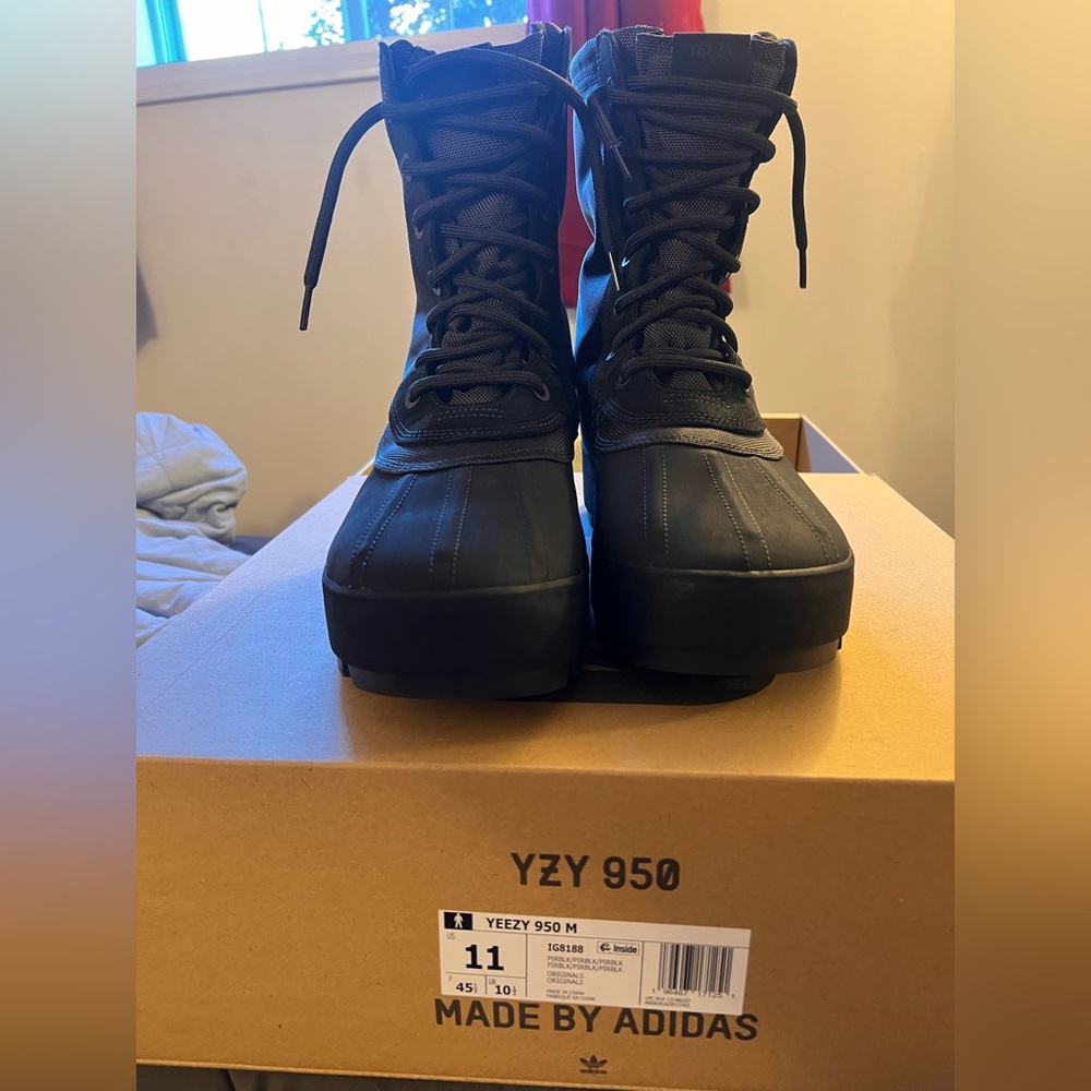Yeezy 950 (2023) pirate black - Picture 2 of 9